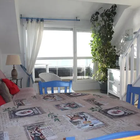 Les Oyats Apartament *